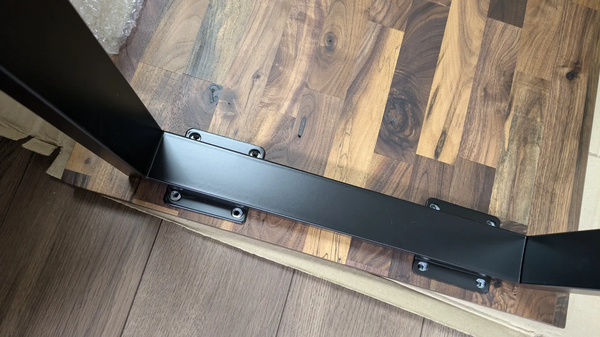 鉄脚を置いてみたところ